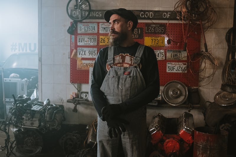 Ölwechsel und Inspektion in der Werkstatt